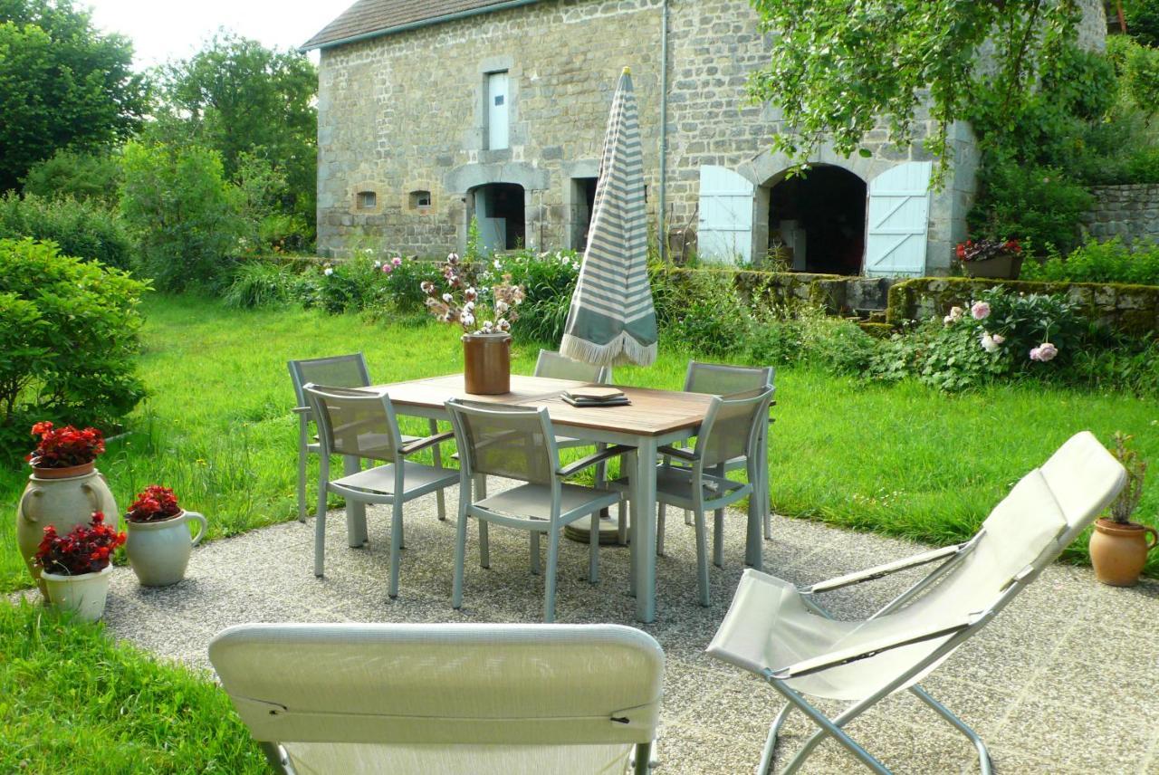 Saint-Georges-NigremontChez Geppetto住宿加早餐旅馆 外观 照片